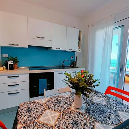 Apartment Le Conchiglie Con Terrazza Vista Mare